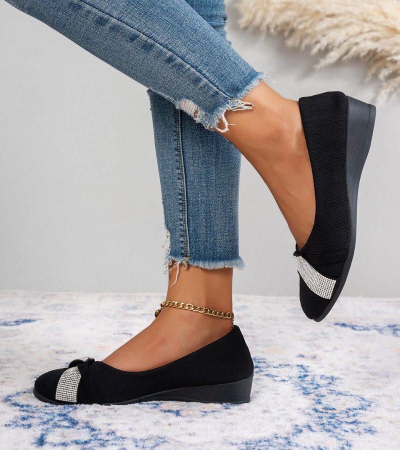 Ashlenna: zapatos casuales con estilo